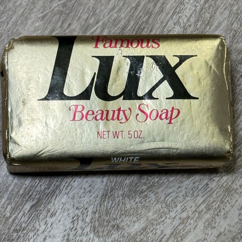 Vintage LUX White Beauty Soap UNOPENED Jergens Bath bar 5 OZ